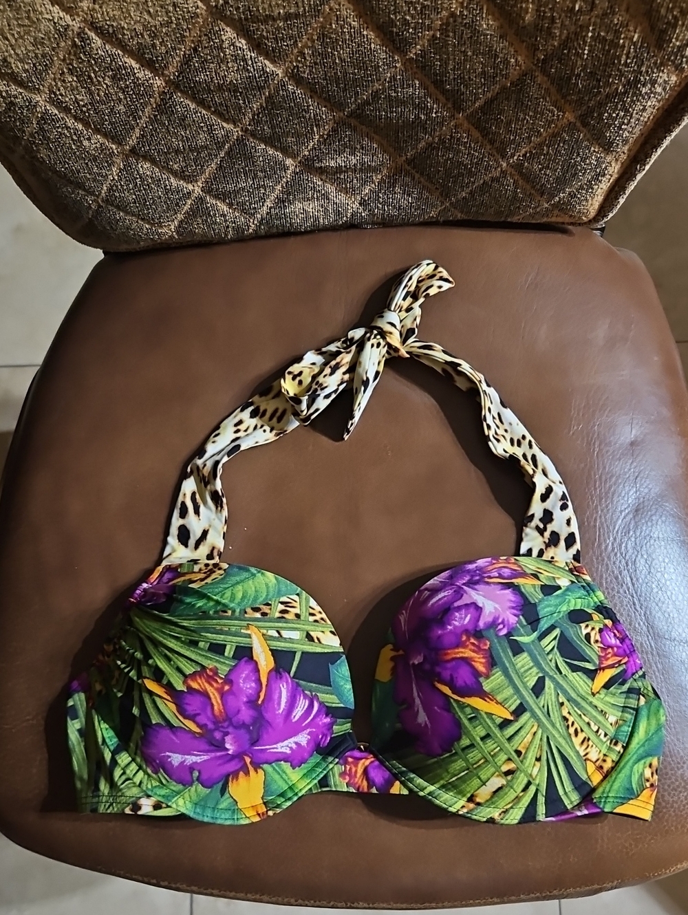 Victoria's Secret Bombshell Halter Underwire Swim Bikini Top Push Up Floral